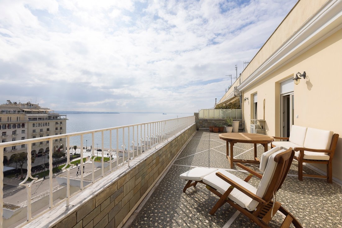 Apartment in 1st District of Thessaloniki, Thessaloniki, Greece 1 - 17408261