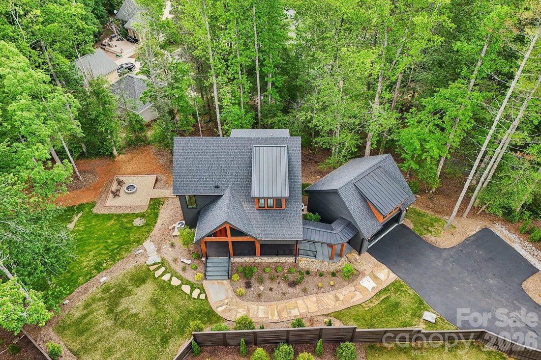 Casa en Brevard, Carolina del Norte, Estados Unidos 4 - 18184370