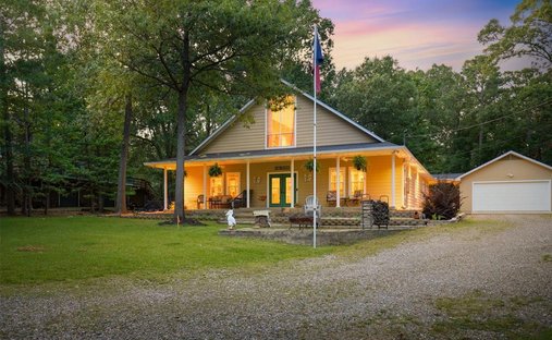 House in Scroggins, Texas, United States 1