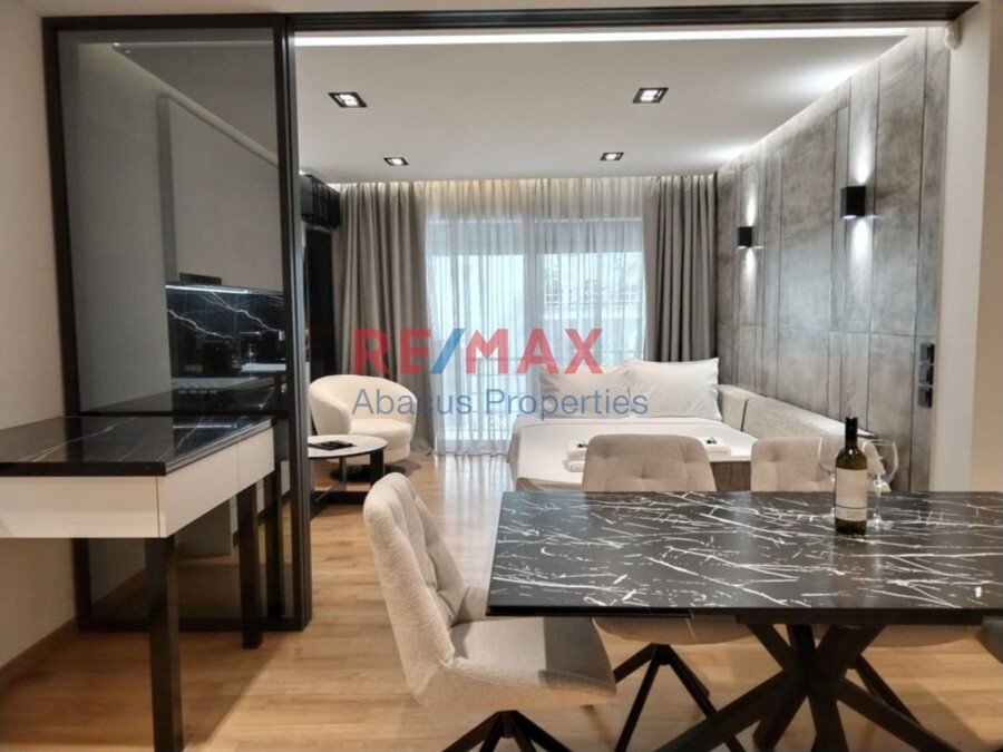 Apartment in Sunoikia Kolonakiou, 1st District of Athens, Athens 1 - 18184100