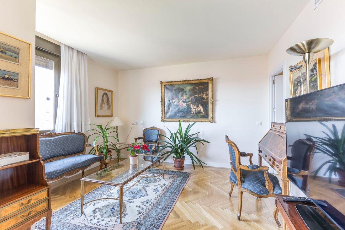 Apartment in Chamberi, Madrid, Spain 5 - 18185388