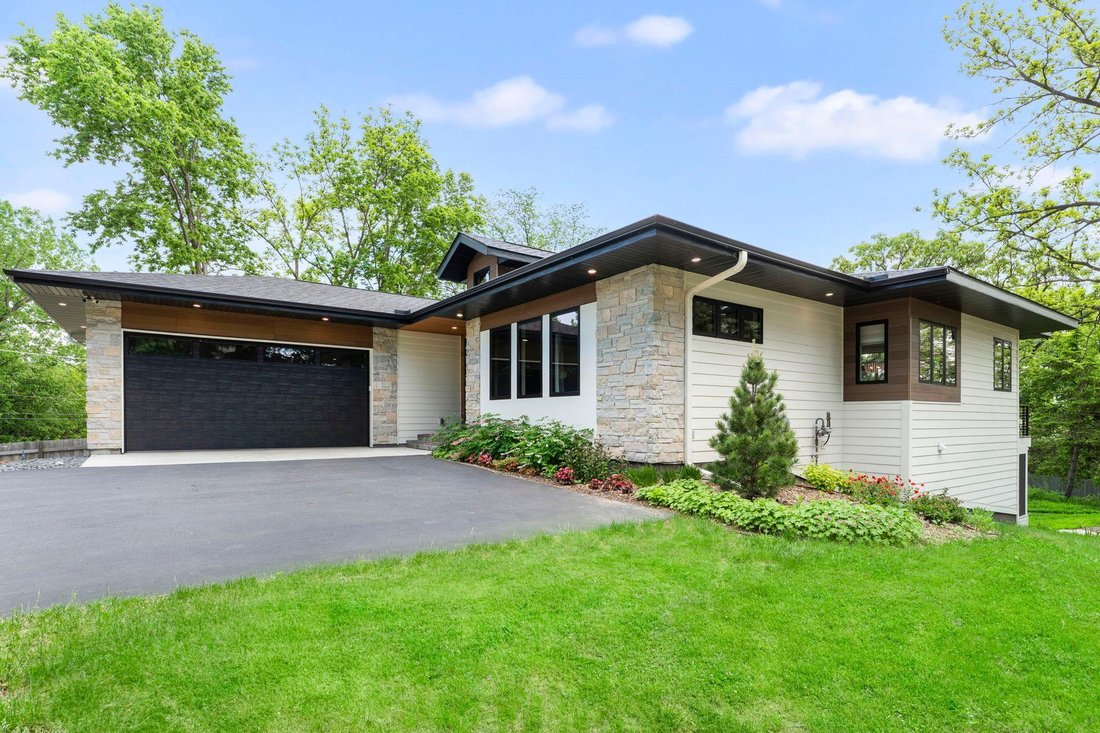 House in Eden Prairie, Minnesota, United States 5 - 18042595