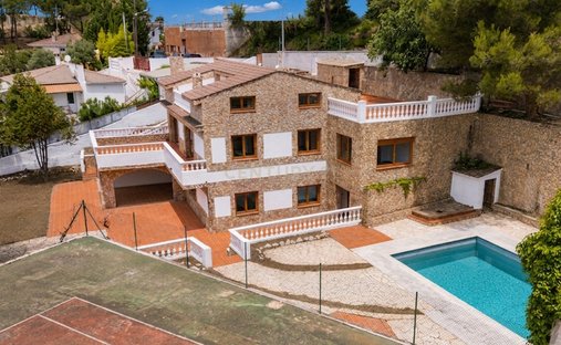 Villa in Vidreres, Catalonia, Spain 1