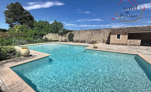 Villa in Secteur Ouest, Pernes-les-Fontaines, France 1