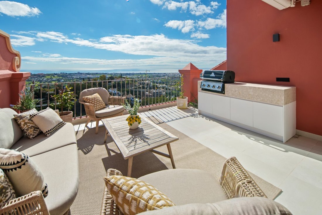 Penthouse in La Quinta, Benahavis, Andalusia 4 - 18185572