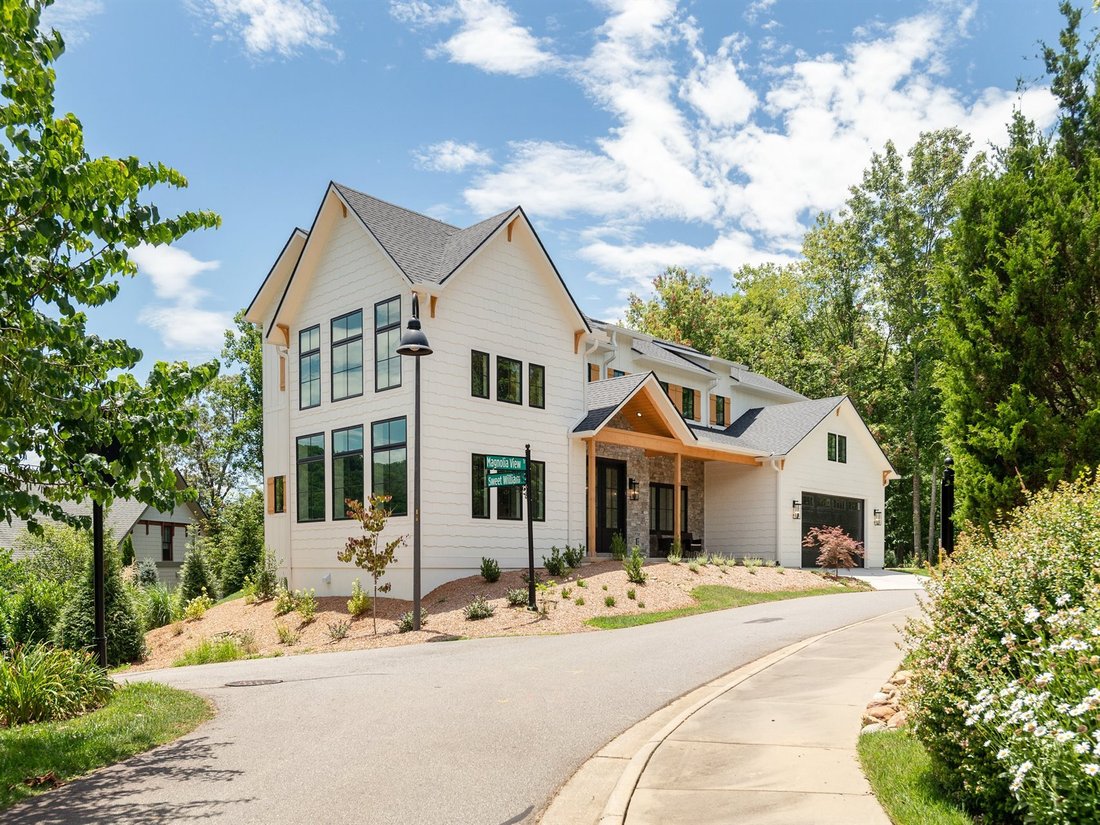 House in Asheville, North Carolina, United States 2 - 18186114