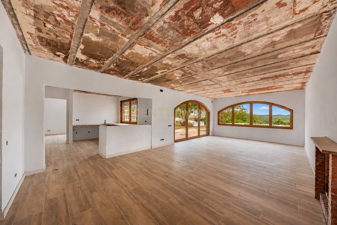 Villa in Vidreres, Catalonia, Spain 4 - 18185325