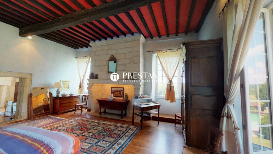 Estate in Sarlat-la-Canéda, Nouvelle-Aquitaine, France 5 - 18185397