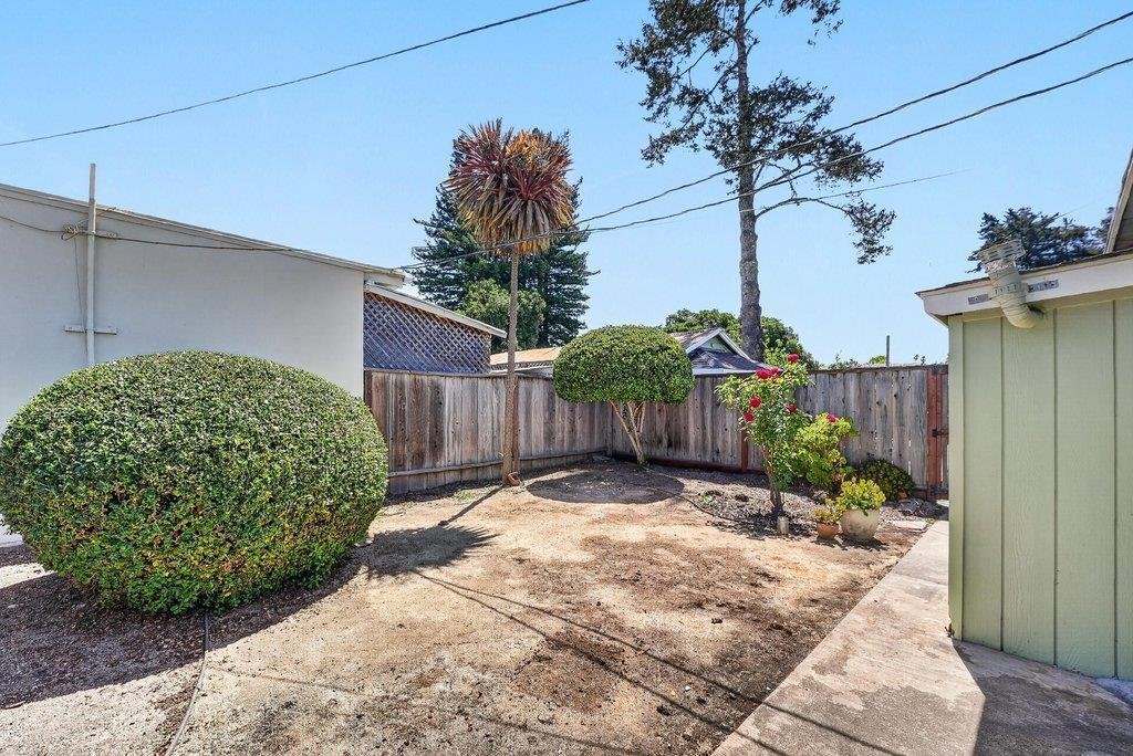 Watsonville, California, United States 3 - 18185252