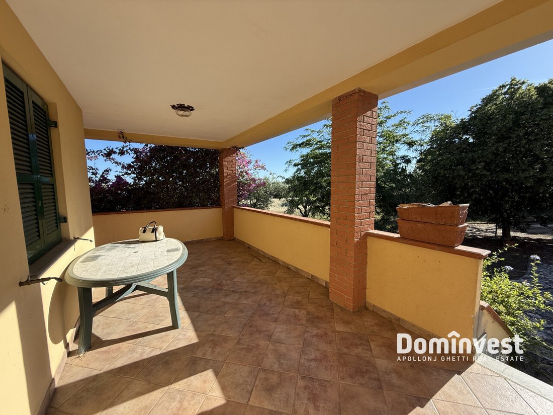 Villa in Montalto di Castro, Lazio, Italy 2 - 14473954