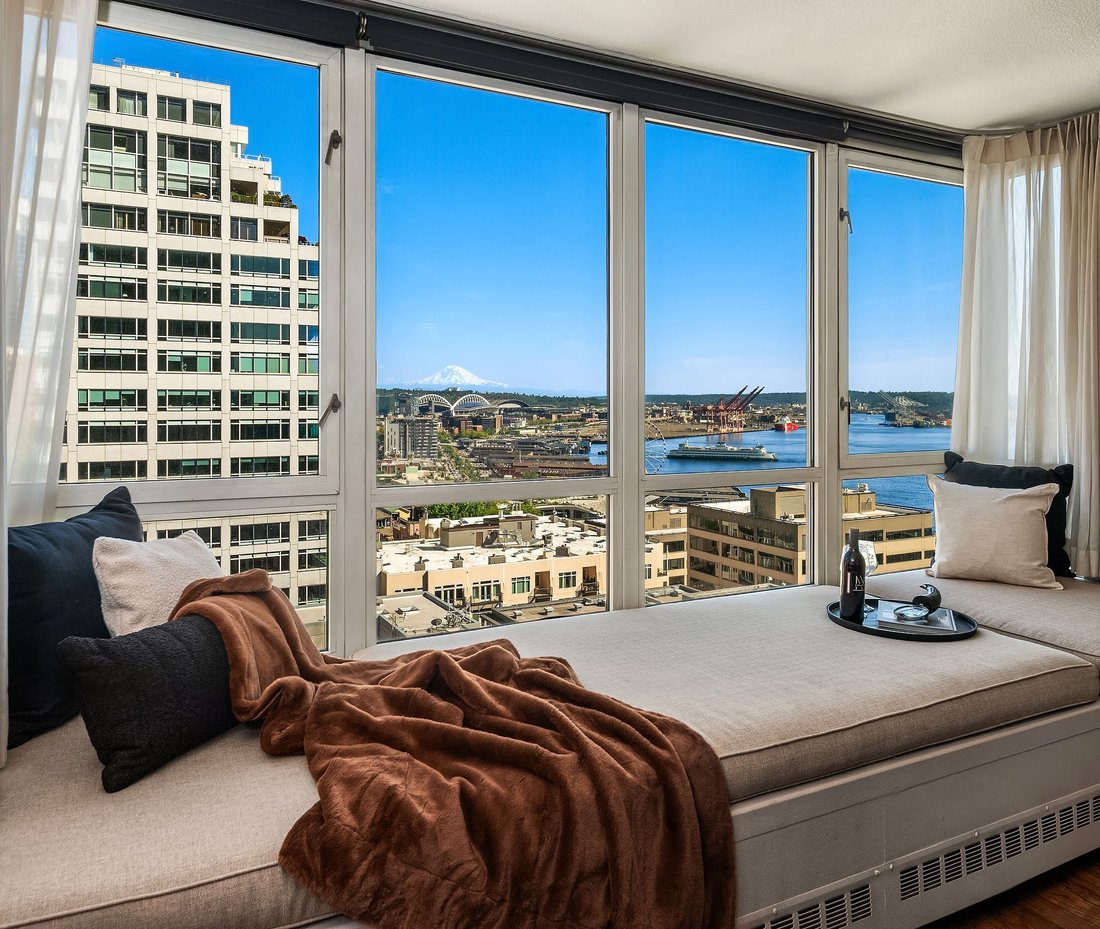 Condo in Seattle, Washington, United States 1 - 18186367