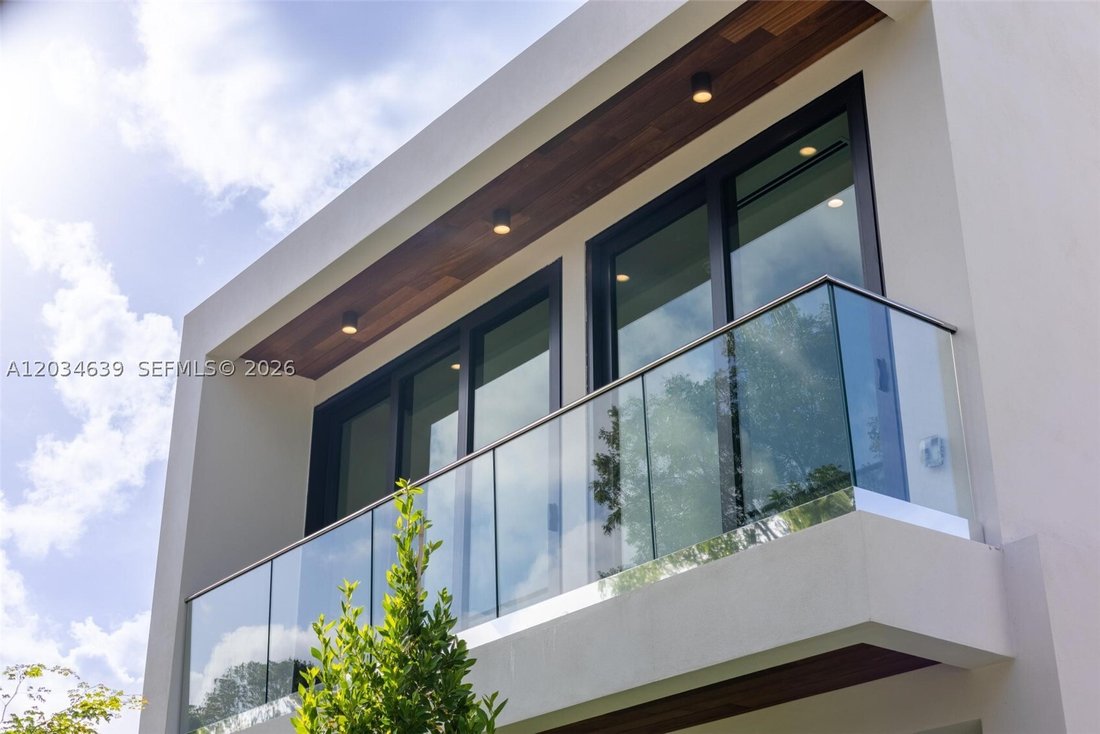 House in Miami, Florida, United States 4 - 18184089