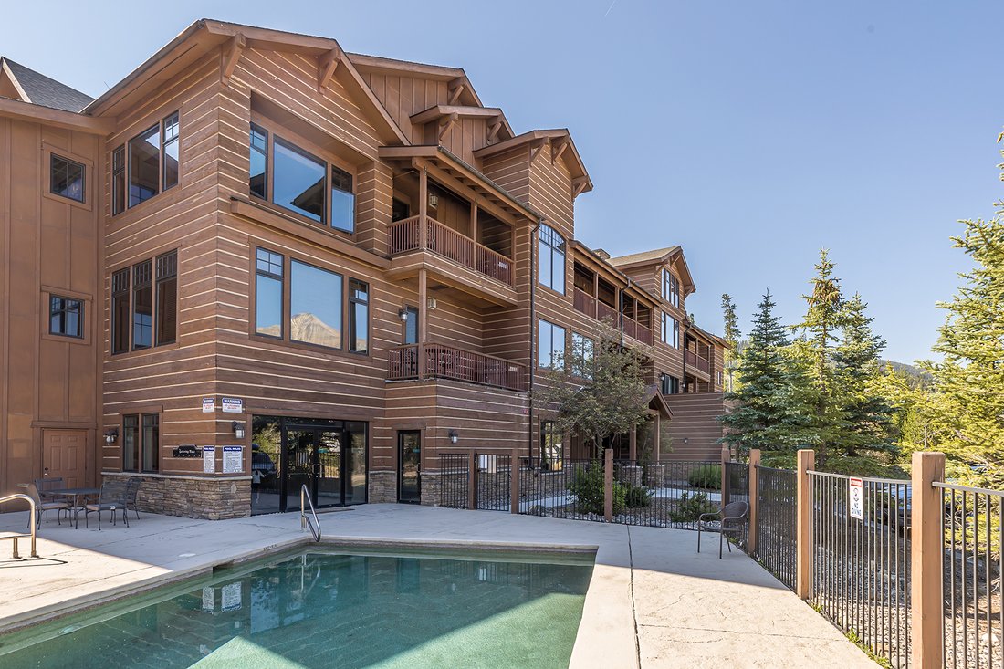 Condo in Gallatin Gateway, Montana, United States 1 - 18186362