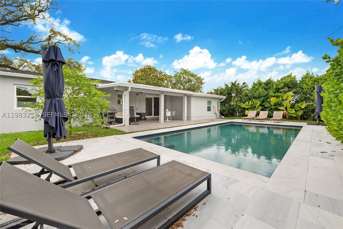 House in Miami, Florida, United States 1 - 17424735