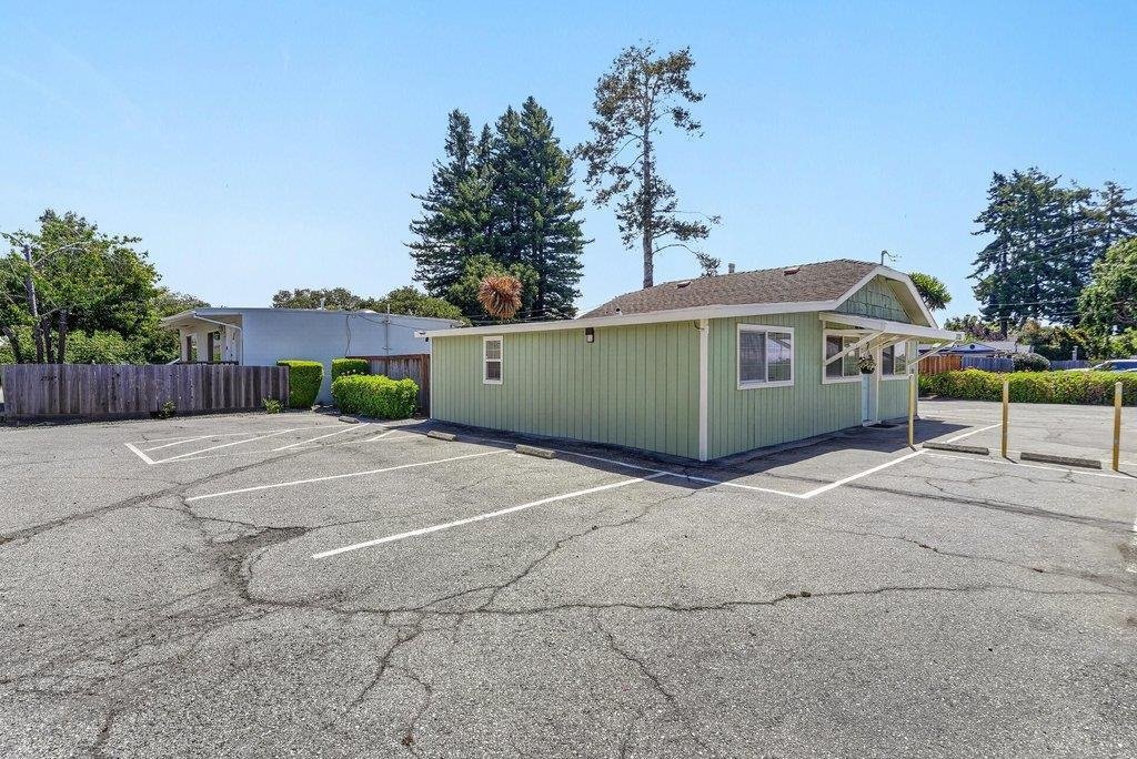 Watsonville, California, United States 2 - 18185252