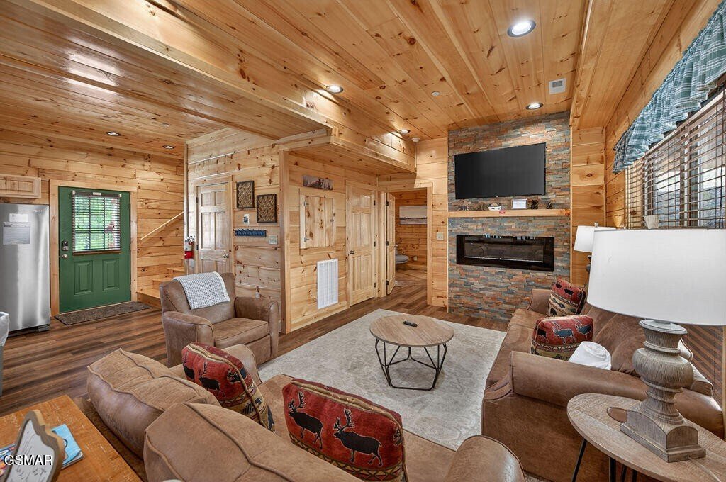 House in Pigeon Forge, Tennessee, United States 3 - 18183761