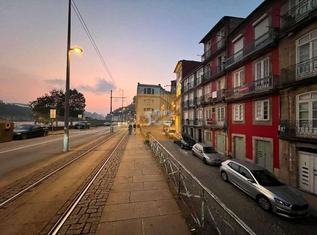 Apartment in Cedofeita, Santo Ildefonso, Se, Miragaia, Sao Nicolau e Vitoria, Porto District, Portugal 5 - 18185460