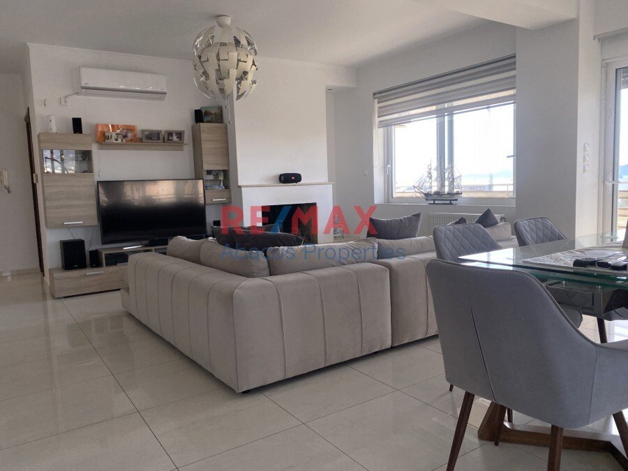 Apartment in Drapetsona, Attica, Greece 5 - 18183942