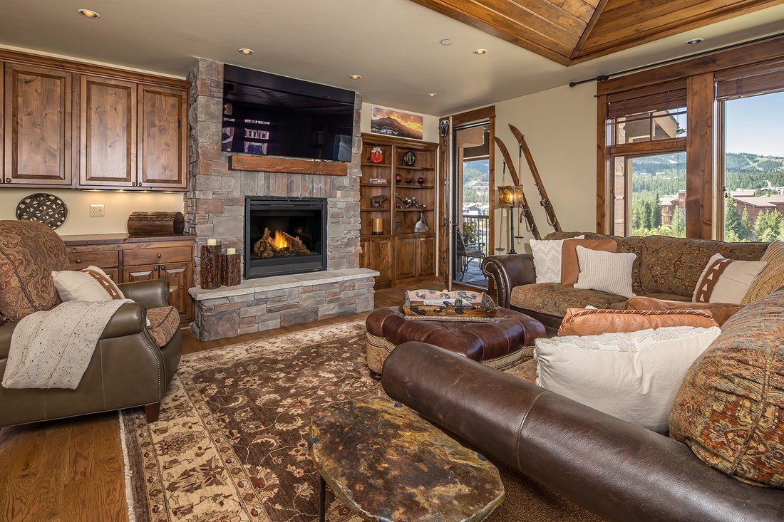 Condo in Gallatin Gateway, Montana, United States 3 - 18186362