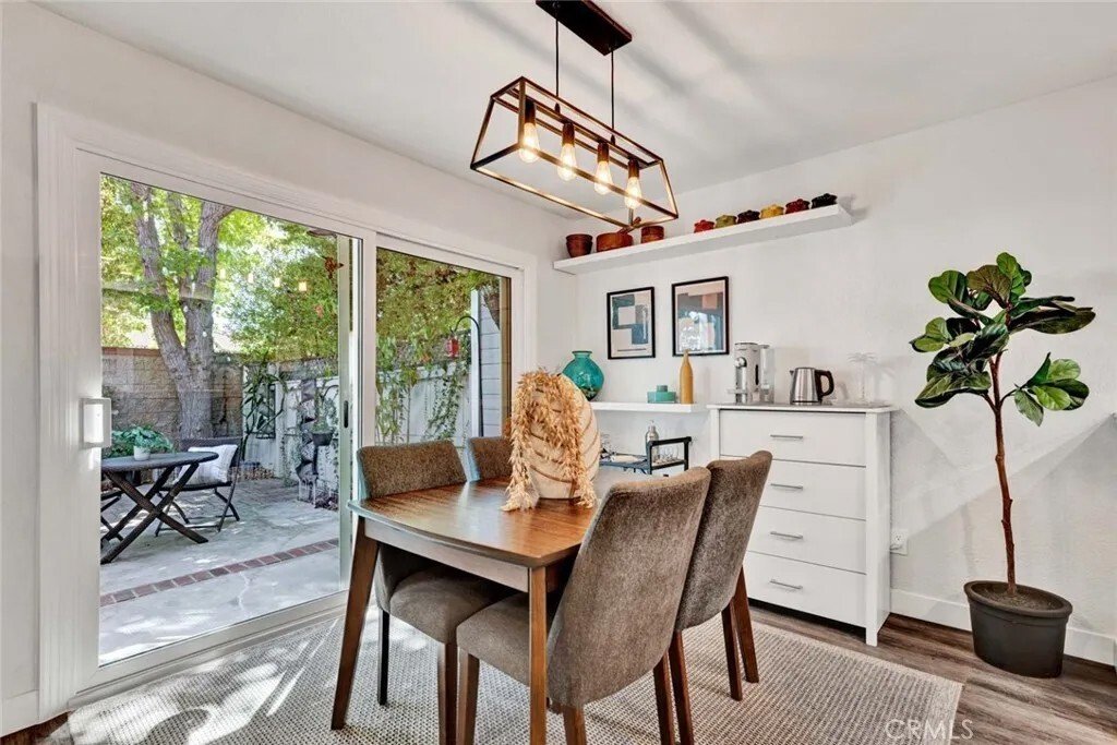 Condo in Tustin, California, United States 5 - 18184927