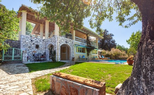 Villa in Northern Corfu, Peloponnese, Western Greece and the Ionian, Griechenland 1