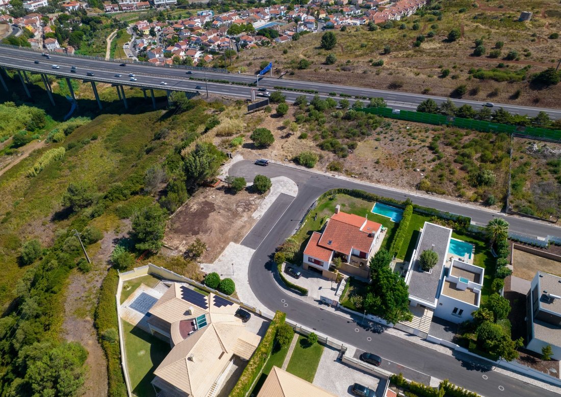 Land in Barcarena, Lisbon, Portugal 2 - 18185486