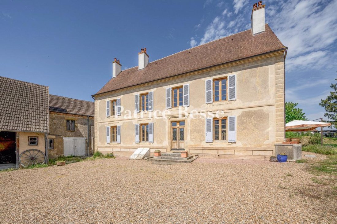 House in Cercy-la-Tour, Bourgogne – Franche-Comté, France 1 - 18147757