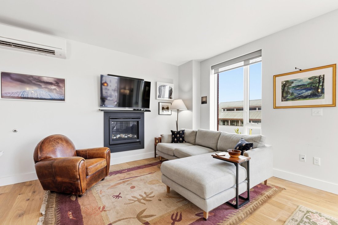Condo in Portland, Maine, United States 5 - 18184423