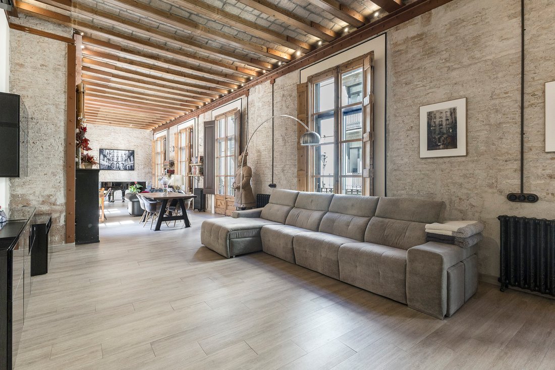 Apartment in Ciutat Vella, Barcelona, Spain 4 - 18185183