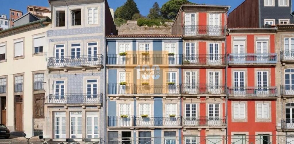 Apartment in Cedofeita, Santo Ildefonso, Se, Miragaia, Sao Nicolau e Vitoria, Porto District, Portugal 1 - 18185460