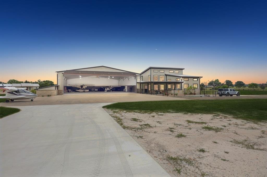 House in Van, Van Zandt County, United States 2 - 18184687
