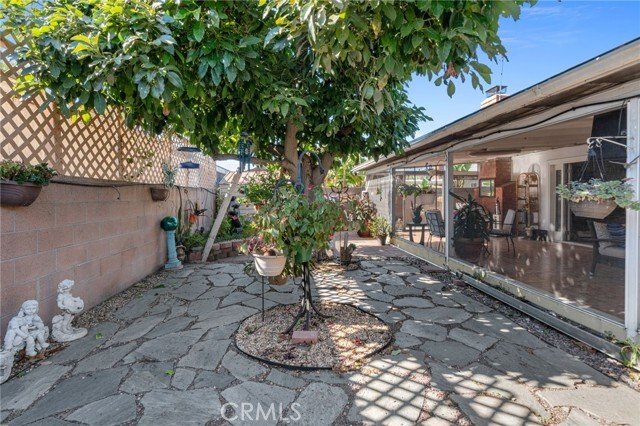 Bellflower, California, United States 1 - 18183391