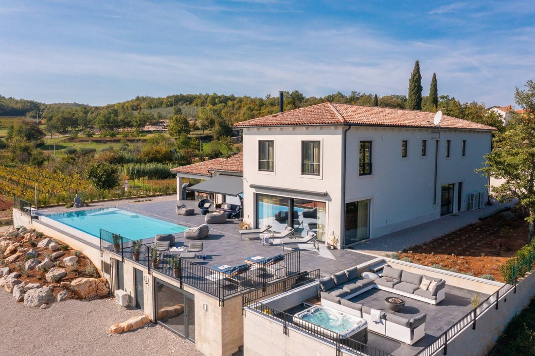 Villa in Karojba, Istria County, Croatia 4 - 18185996