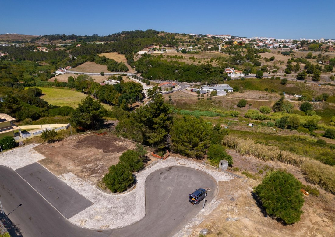 Land in Barcarena, Lisbon, Portugal 3 - 18185486