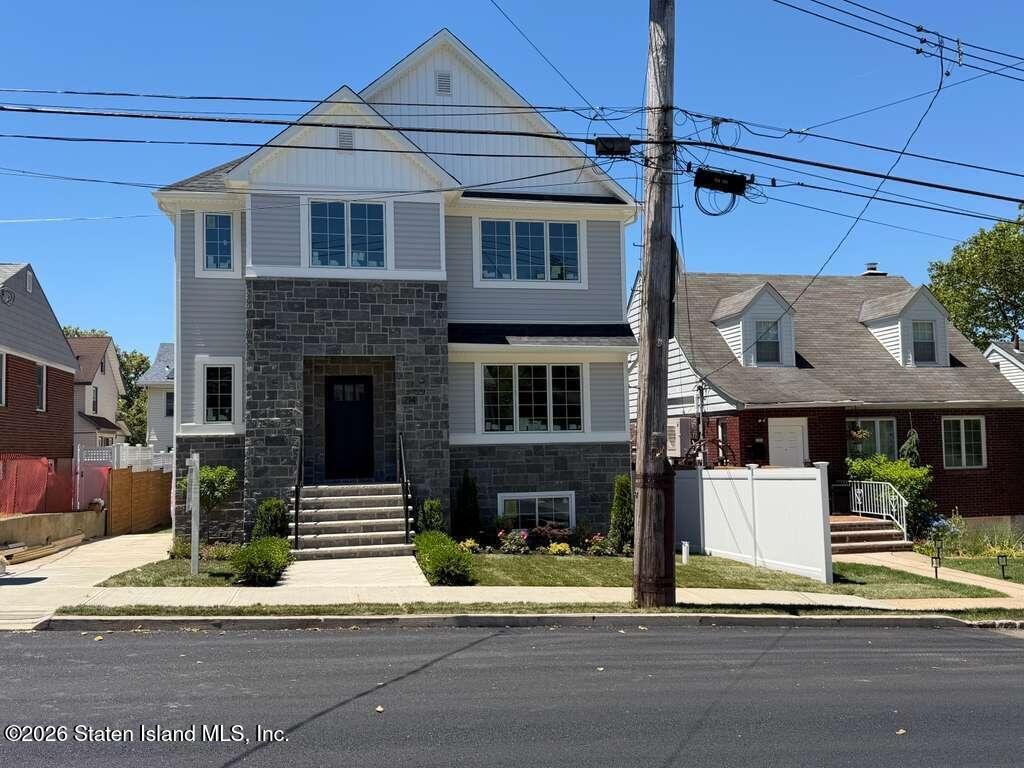 House in New York, New York, United States 1 - 17621788