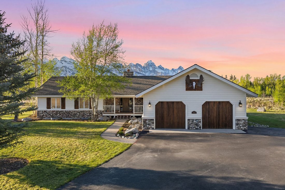 Jackson, Wyoming, United States 1 - 18186041
