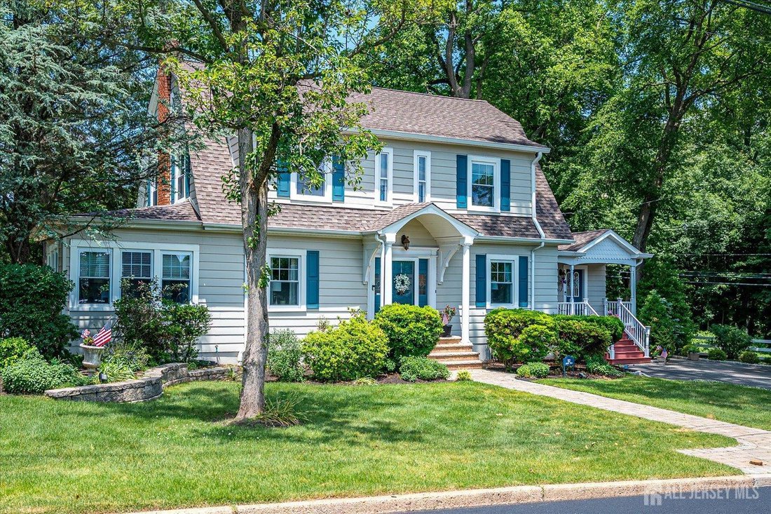 House in Metuchen, New Jersey, United States 2 - 18184471
