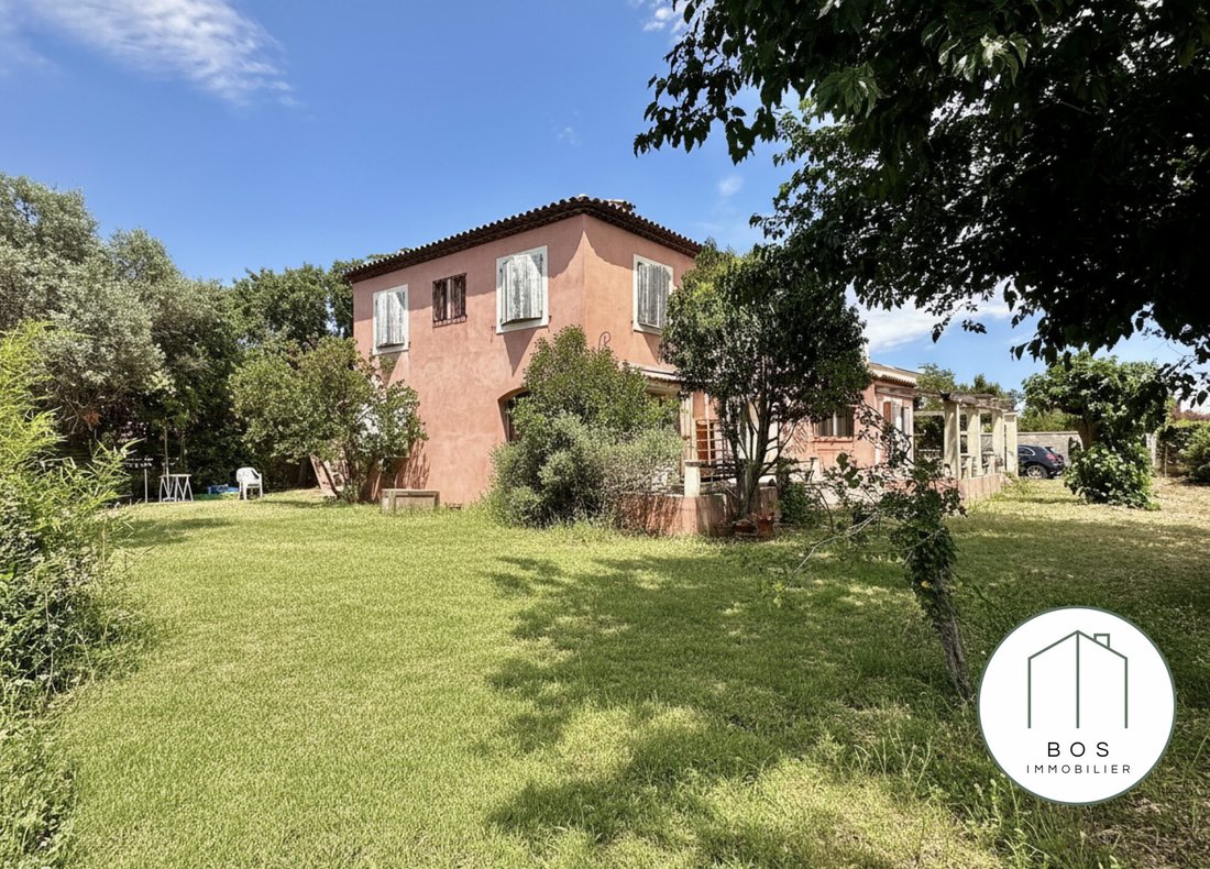 Villa in Ventillon-Fossette-Grand Pati, Fos-sur-Mer, France 1 - 18186095