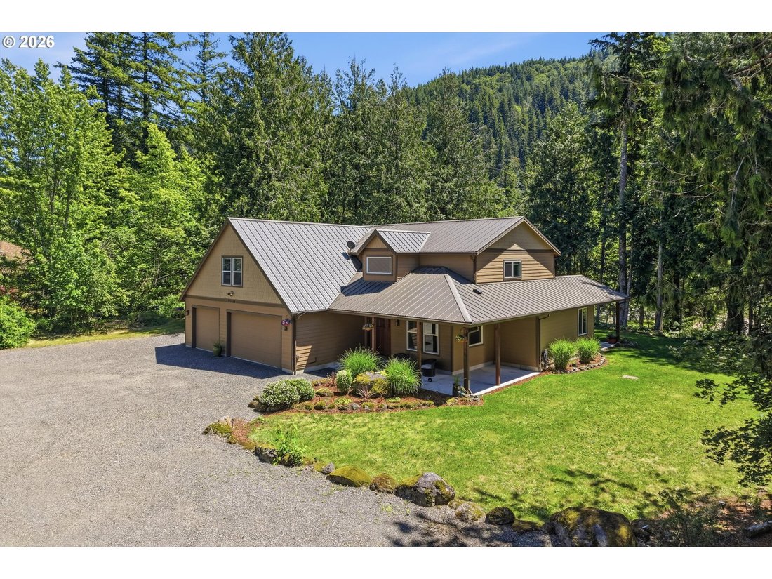 House in Sandy, Oregon, United States 1 - 17431160