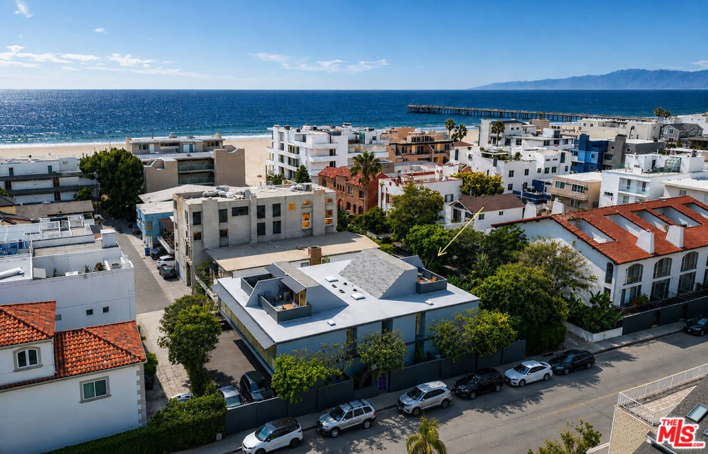 Marina del Rey, California, United States 1 - 18185019