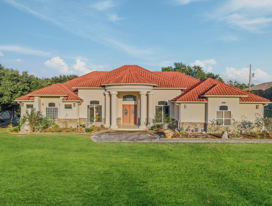 House in Brenham, Texas, United States 1 - 16509661