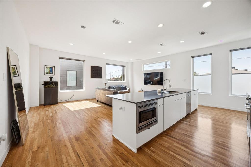 Townhouse in Dallas, Texas, United States 5 - 18184618