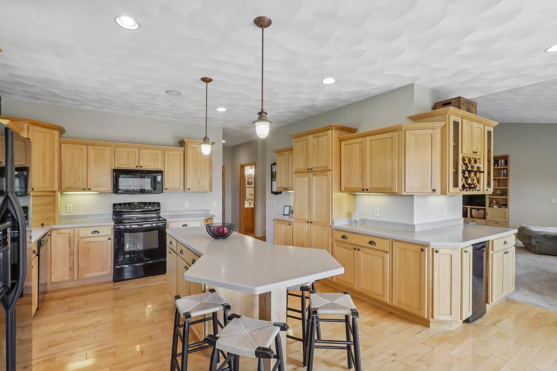 House in Sun Prairie, Wisconsin, United States 4 - 18184729