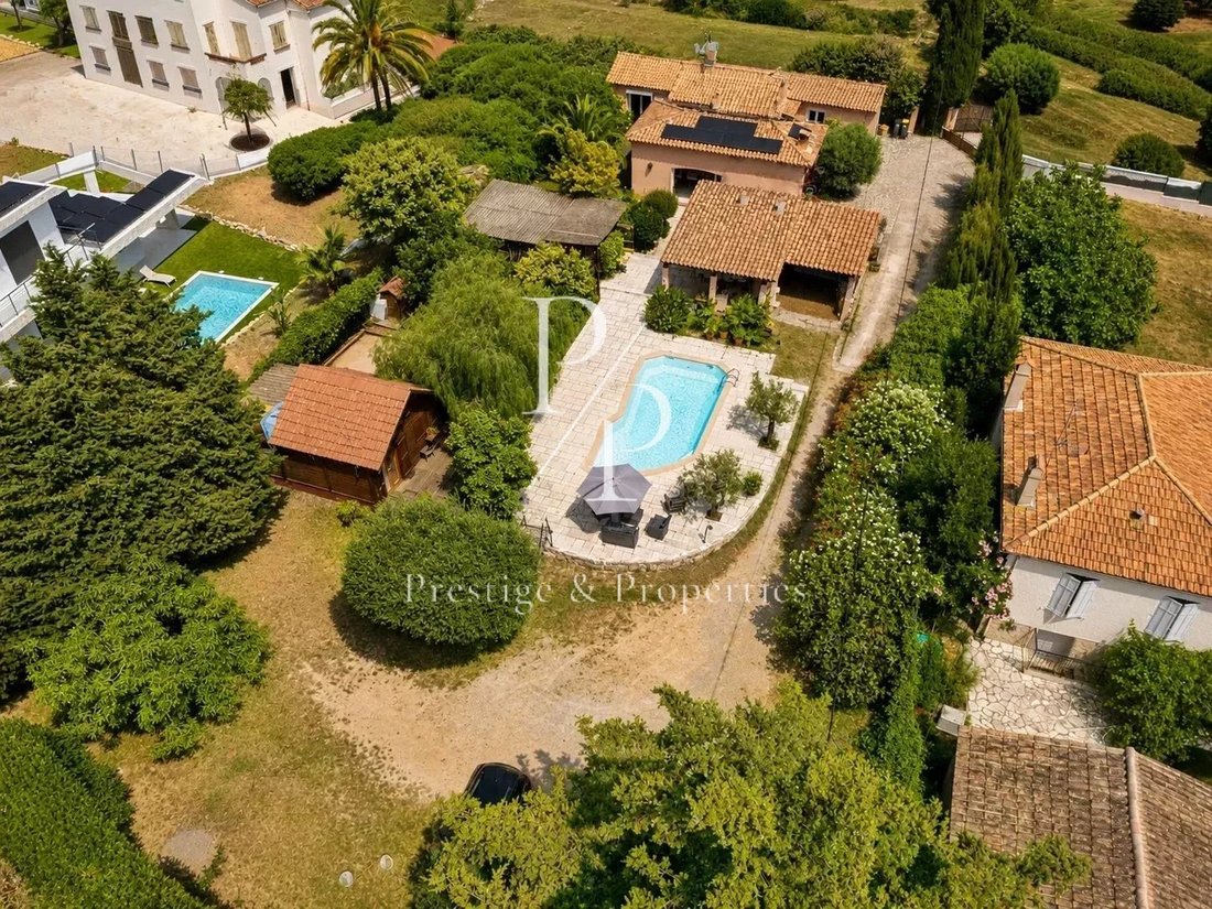 Villa in Mougins, Provence-Alpes-Côte d'Azur, France 1 - 18146653