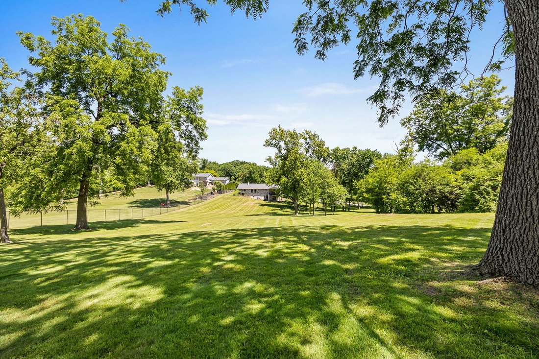 House in Burr Ridge, Illinois, United States 2 - 18184550