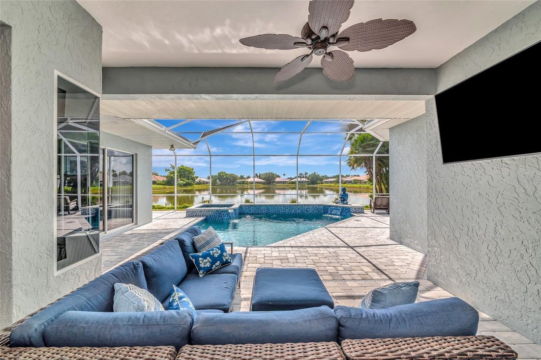 House in Sarasota, Florida, United States 3 - 18184253