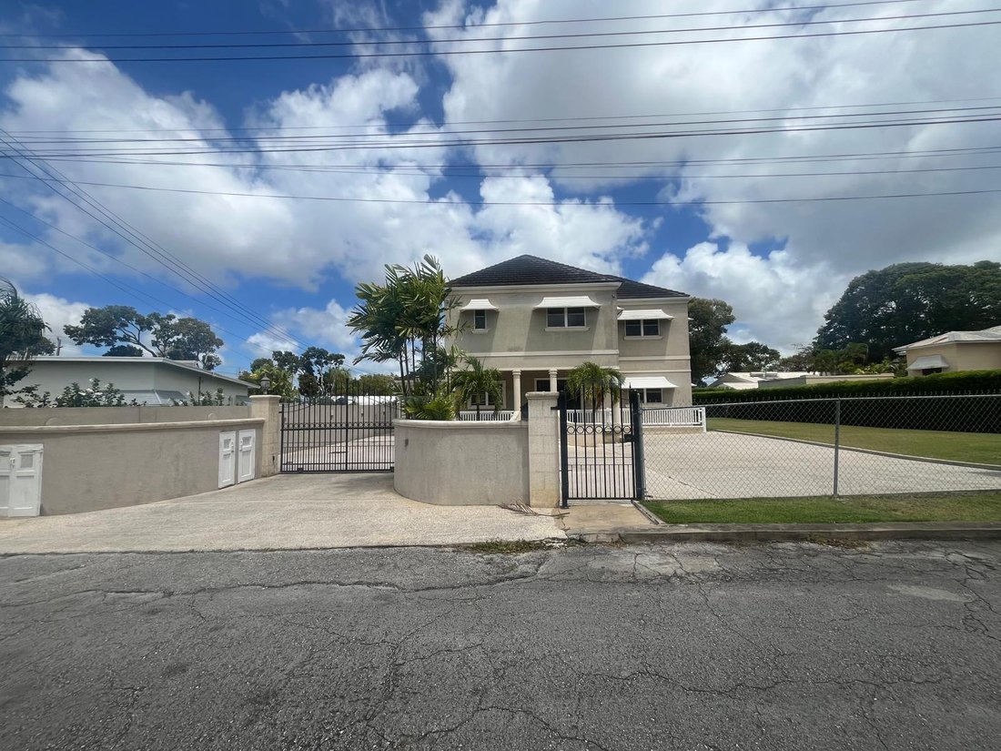 House in Bridgetown, Saint Michael, Barbados 2 - 18185518