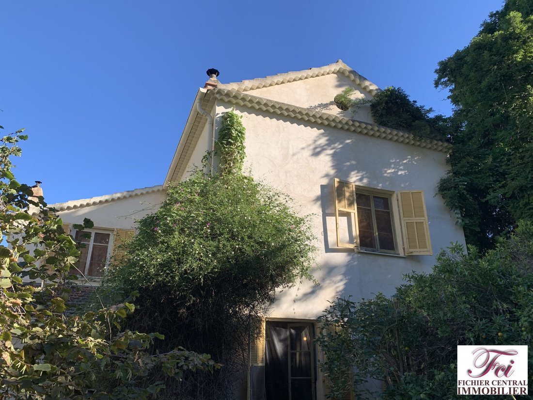Villa in Menton, Provence-Alpes-Côte d'Azur, France 4 - 18186101