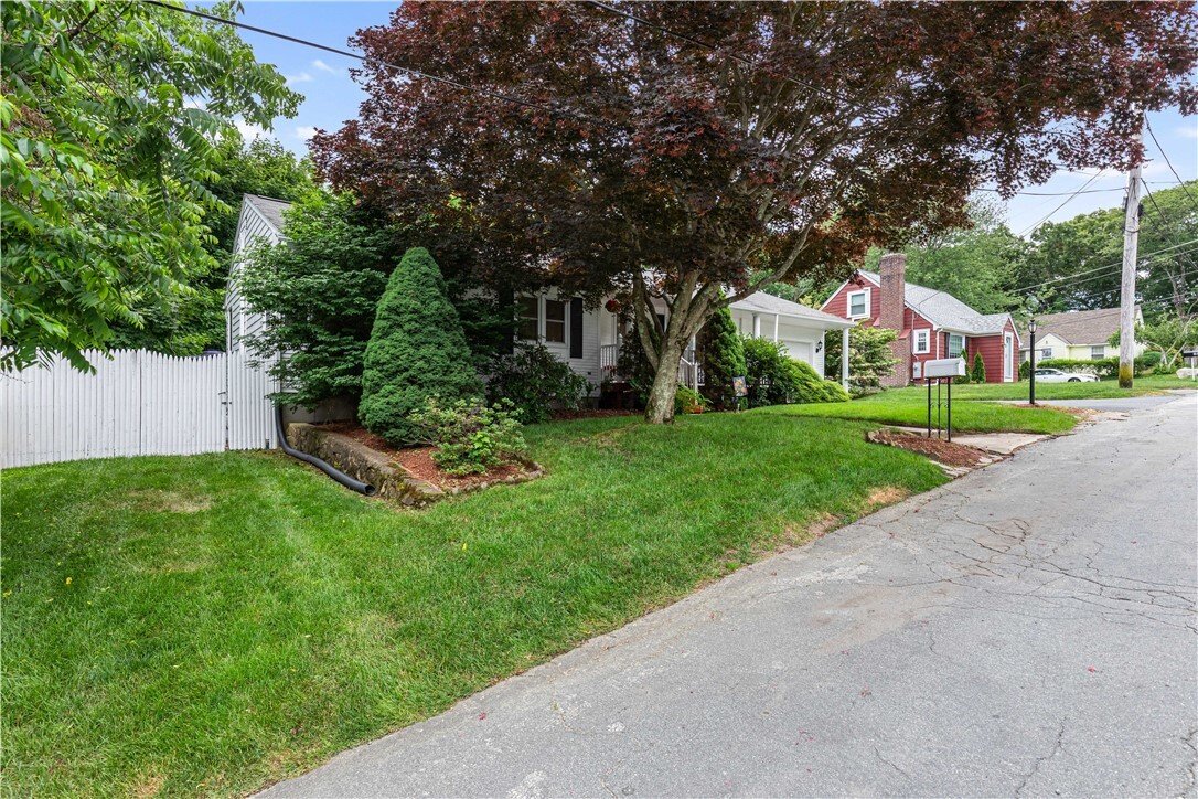 House in Smithfield, Rhode Island, United States 3 - 18186704
