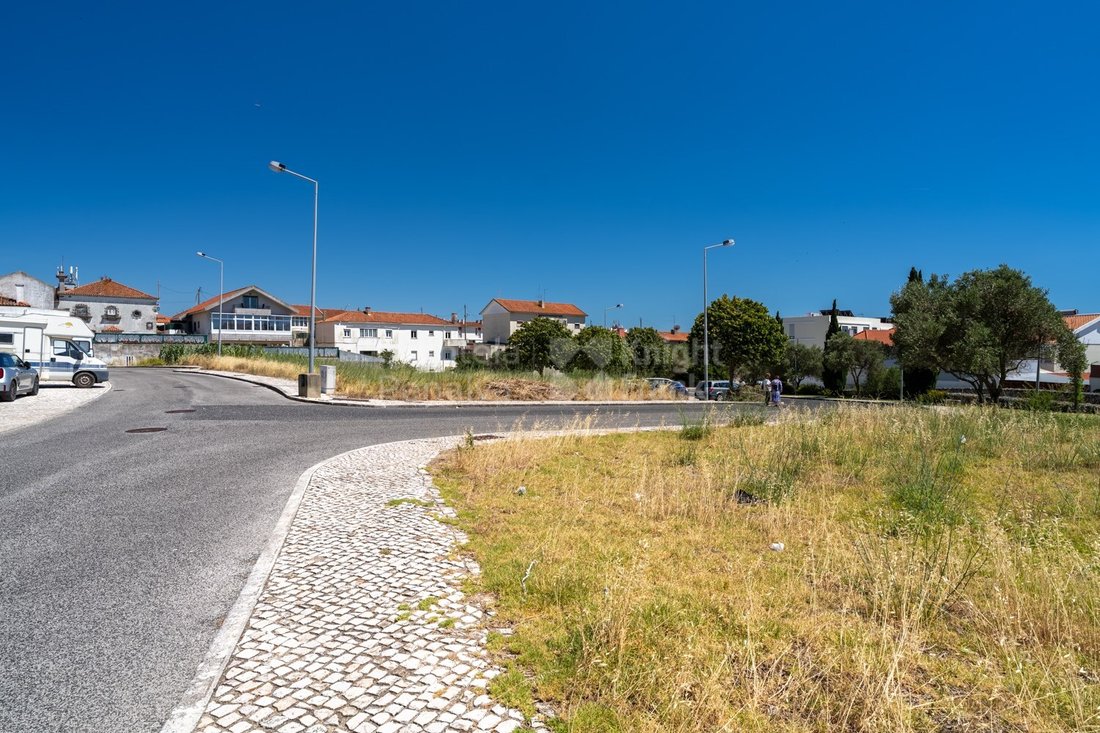 Land in Cascais e Estoril, Lisbon, Portugal 1 - 18185440